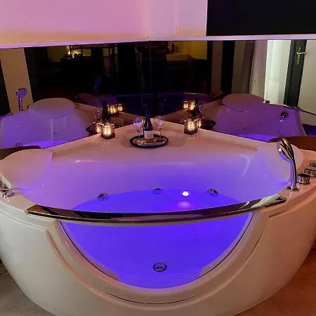 Le Venitien Love hotel 2*